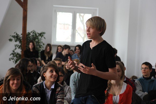 modziez-z-norwida-debatowaa-o-problemie-elektrosmieci-foto-44343