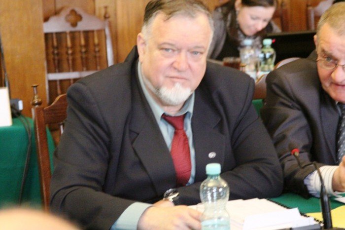pis-woda-jednak-podrozeje-prezydent-zawia-kama-foto-44359