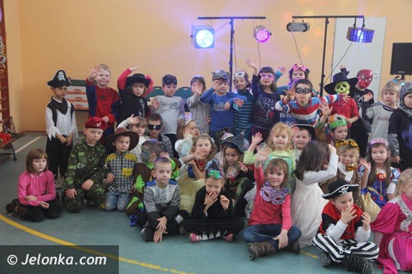 przedszkolaki-z-okraglaczka-na-balu-karnawaowym-w-siodemce-foto-44361