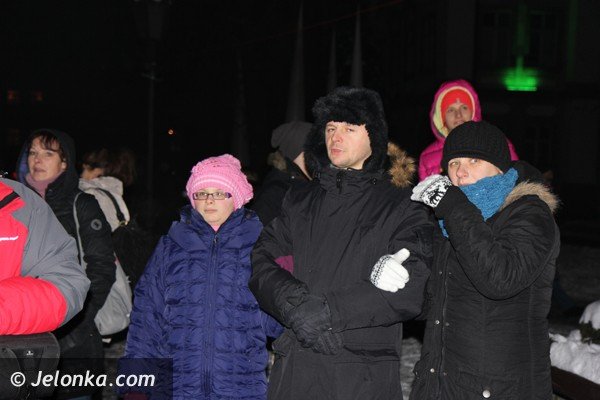 festiwal-swiata-w-jeleniej-gorze-rynek-rozbysna-mnostwem-barw-foto-44383