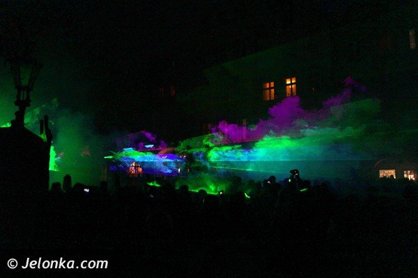 festiwal-swiata-w-jeleniej-gorze-rynek-rozbysna-mnostwem-barw-foto-44383
