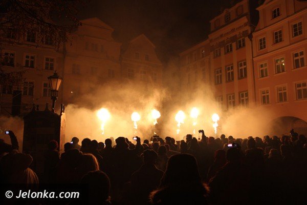 festiwal-swiata-w-jeleniej-gorze-rynek-rozbysna-mnostwem-barw-foto-44383