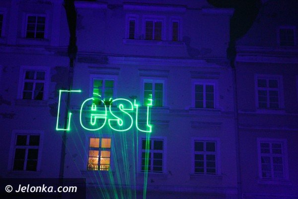 festiwal-swiata-w-jeleniej-gorze-rynek-rozbysna-mnostwem-barw-foto-44383