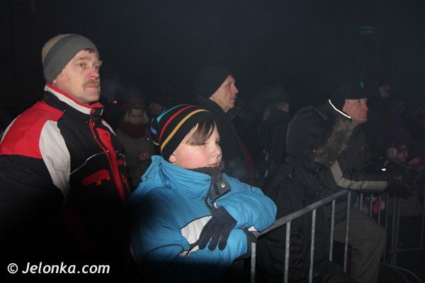 festiwal-swiata-w-jeleniej-gorze-rynek-rozbysna-mnostwem-barw-foto-44383