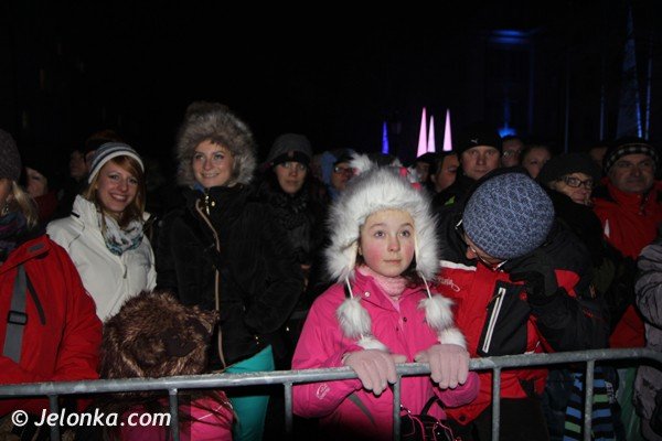 festiwal-swiata-w-jeleniej-gorze-rynek-rozbysna-mnostwem-barw-foto-44383
