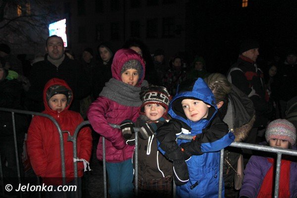festiwal-swiata-w-jeleniej-gorze-rynek-rozbysna-mnostwem-barw-foto-44383