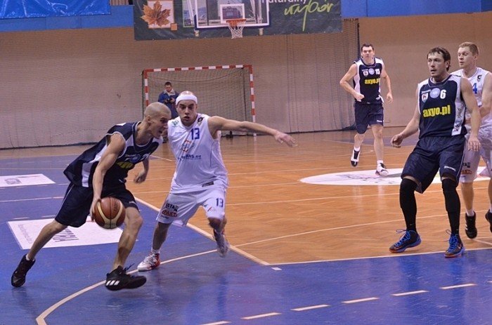 iii-liga-koszykowki-piotr-kozyra-pograzy-gornika-foto-44403