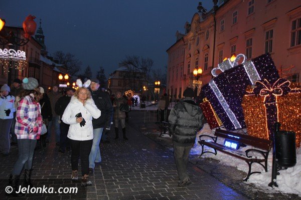 uny-ogni-i-barw-podczas-karkonoskiego-festiwalu-swiata-w-cieplicach-foto-44408