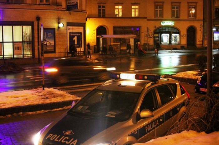 potracenie-pieszej-na-pasach-na-ul-bankowej-foto-44446