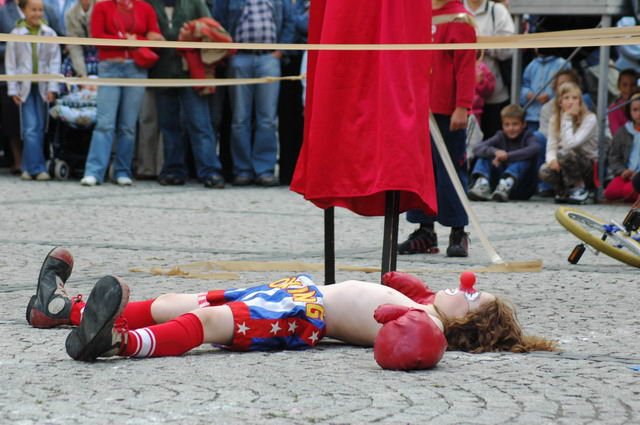 xxiii-miedzynarodowy-festiwal-teatrow-ulicznych-niedziela-445