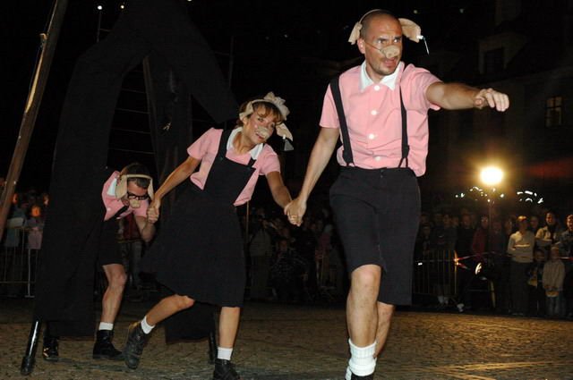 xxiii-miedzynarodowy-festiwal-teatrow-ulicznych-niedziela-445