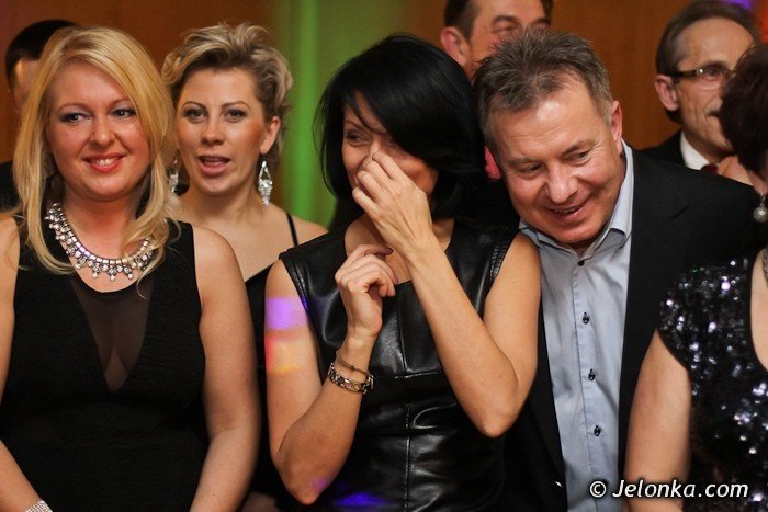 zbierali-pieniadze-dla-zdolnej-modziezy-na-xvii-balu-charytatywnym-im-jerzego-szmajdzinskiego-foto-44512