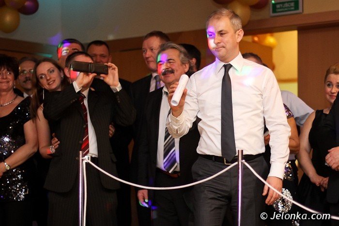 zbierali-pieniadze-dla-zdolnej-modziezy-na-xvii-balu-charytatywnym-im-jerzego-szmajdzinskiego-foto-44512