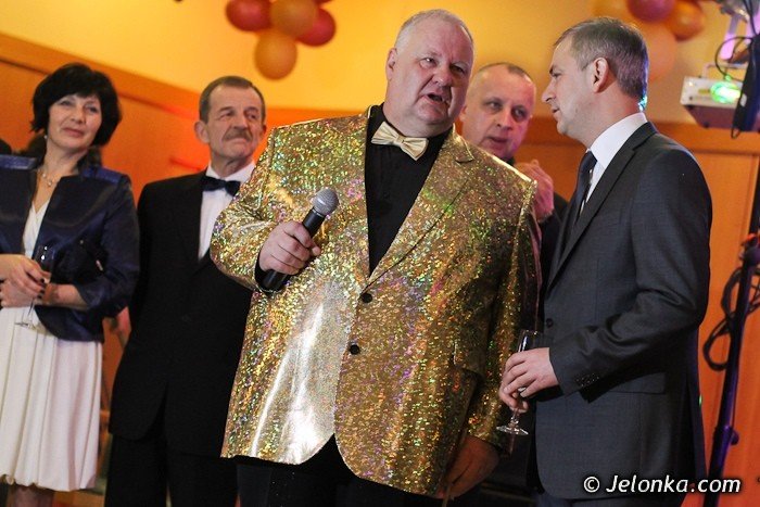 zbierali-pieniadze-dla-zdolnej-modziezy-na-xvii-balu-charytatywnym-im-jerzego-szmajdzinskiego-foto-44512