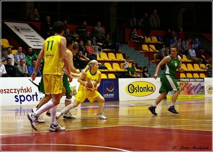 galeria-zdjec-ze-zwycieskiego-meczu-koszykarek-karkonoszy-foto-44574