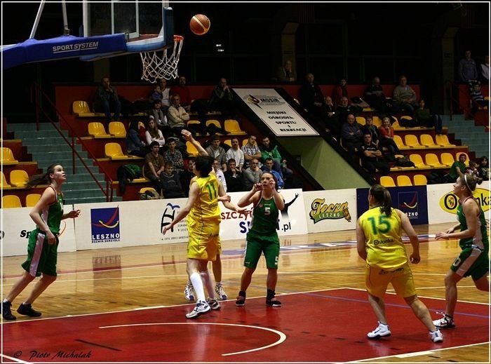 galeria-zdjec-ze-zwycieskiego-meczu-koszykarek-karkonoszy-foto-44574