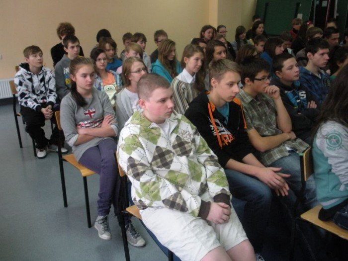 niepenosprawni-na-warsztatach-w-gimnazjum-im-ratownikow-gorskich-foto-44602