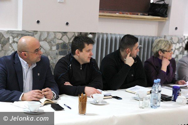 michaowice-chca-sie-odaczyc-od-piechowic-mieszkancy-widza-w-tym-szanse-na-rozwoj-foto-44635