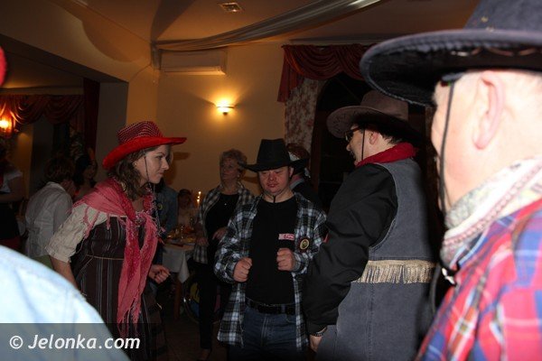niepenosprawni-bawili-sie-swietnie-na-balu-country-w-mysakowicach-foto-44637