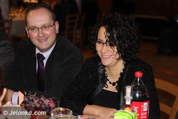 oddali-serca-na-balu-charytatywnym-uczniom-szkoy-w-mysakowicach-foto-44646