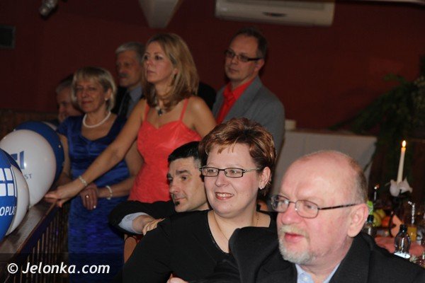 oddali-serca-na-balu-charytatywnym-uczniom-szkoy-w-mysakowicach-foto-44646
