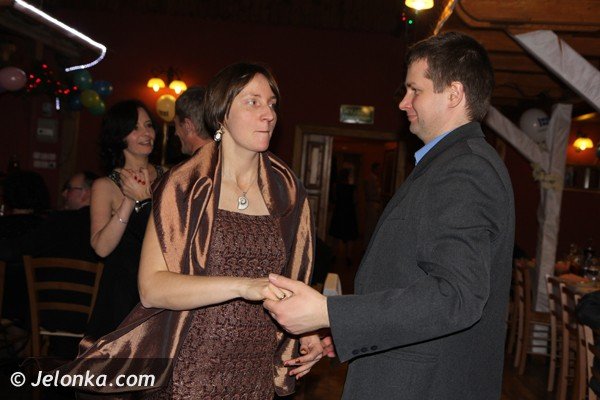 oddali-serca-na-balu-charytatywnym-uczniom-szkoy-w-mysakowicach-foto-44646