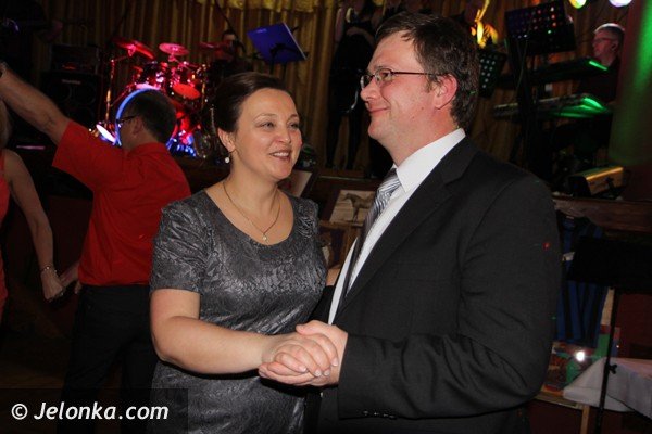 oddali-serca-na-balu-charytatywnym-uczniom-szkoy-w-mysakowicach-foto-44646