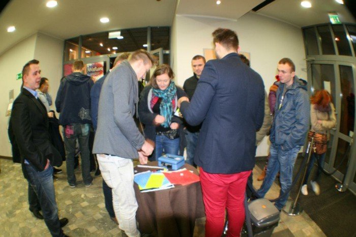 na-kwadratowych-walentynkach-bawio-sie-okoo-200-osob-foto-44668