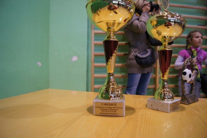 miedz-legnica-triumfuje-w-jeleniogorskim-turnieju-trampkarzy-modszych-foto-44672