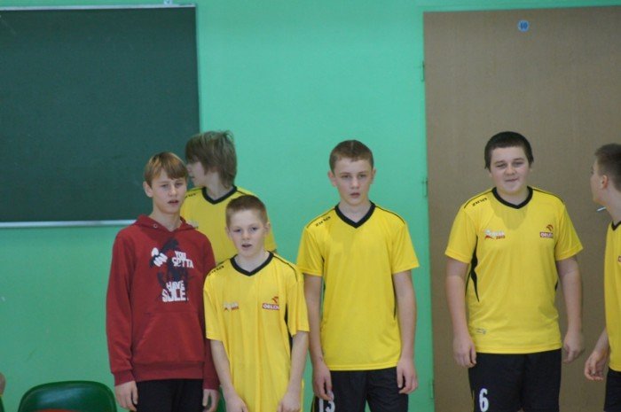 miedz-legnica-triumfuje-w-jeleniogorskim-turnieju-trampkarzy-modszych-foto-44672