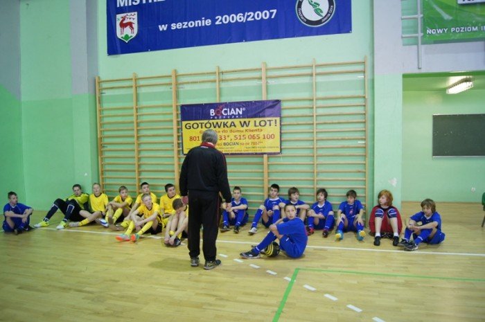 miedz-legnica-triumfuje-w-jeleniogorskim-turnieju-trampkarzy-modszych-foto-44672