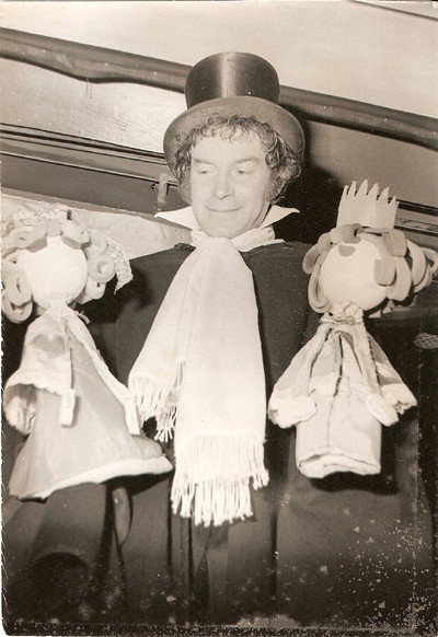 powraca-temat-sprowadzenia-do-jeleniej-gory-prochow-zaozyciela-teatru-lalek-foto-44725
