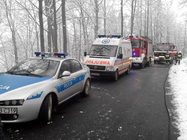 zderzenie-na-drodze-z-michaowic-do-piechowic-dwie-osoby-w-szpitalu-foto-44731