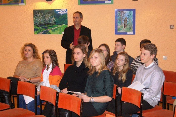 piekne-recytacje-i-niezwyke-gosy-w-mdk-foto-44785
