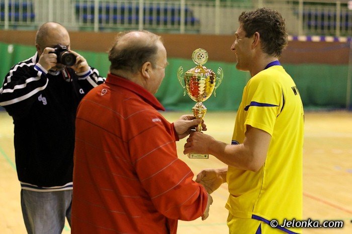 restauracja-u-ducha-gor-mistrzem-jeleniogorskiej-ligi-futsalu-foto-44822