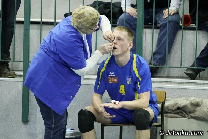 swidniczanie-opanowali-jeleniogorska-hale-foto-44921