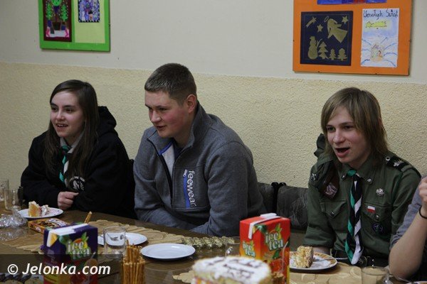 jubileusz-druzyny-harcerskiej-sokolik-z-piesniami-i-tortem-foto-44926