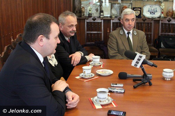 kawka-chca-ratowac-cieplice-foto-45015