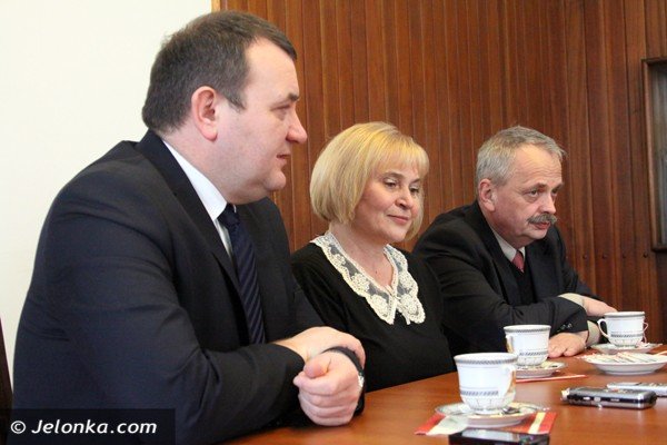 kawka-chca-ratowac-cieplice-foto-45015