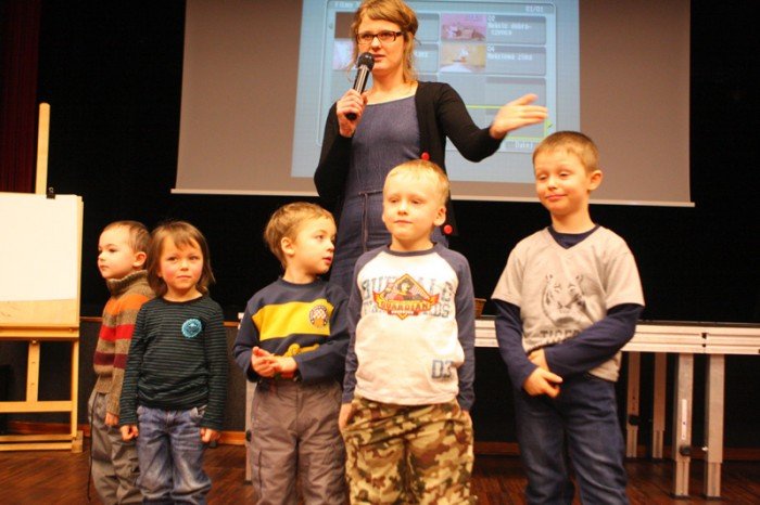 reksio-w-muflonie-bawi-dzieci-i-dorosych-foto-45095