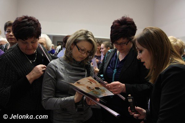 kobiety-dla-kobiet-przygotoway-uczte-dla-ducha-i-ciaa-w-jck-foto-45215