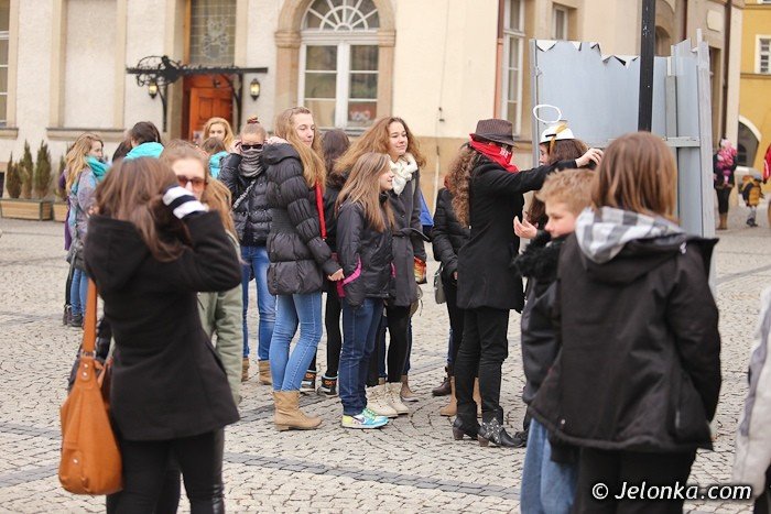 harlem-shake-na-placu-ratuszowym-foto-45217