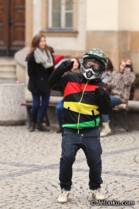 harlem-shake-na-placu-ratuszowym-foto-45217