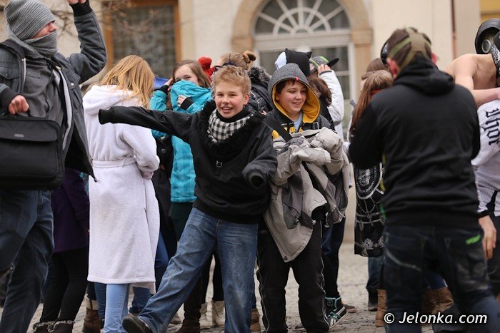 harlem-shake-na-placu-ratuszowym-foto-45217
