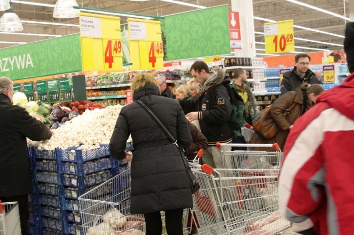 jeleniogorzanie-po-otwarciu-reala-brakowao-nam-takiego-marketu-foto-45305
