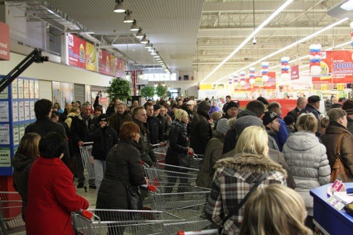 jeleniogorzanie-po-otwarciu-reala-brakowao-nam-takiego-marketu-foto-45305