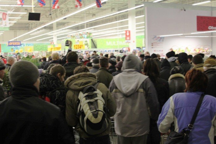 jeleniogorzanie-po-otwarciu-reala-brakowao-nam-takiego-marketu-foto-45305