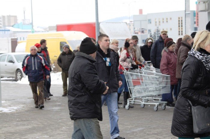 jeleniogorzanie-po-otwarciu-reala-brakowao-nam-takiego-marketu-foto-45305