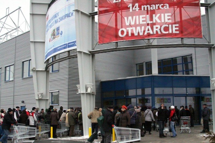 jeleniogorzanie-po-otwarciu-reala-brakowao-nam-takiego-marketu-foto-45305