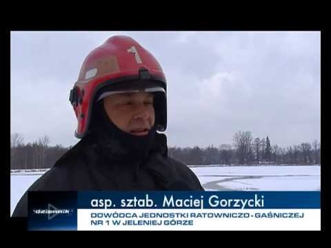 uratowali-jelenie-tonace-w-stawie-spektakularna-akcja-jeleniogorskich-strazakow-45334
